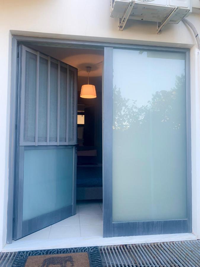 אתונה Confidential Apartment, Prime Location מראה חיצוני תמונה